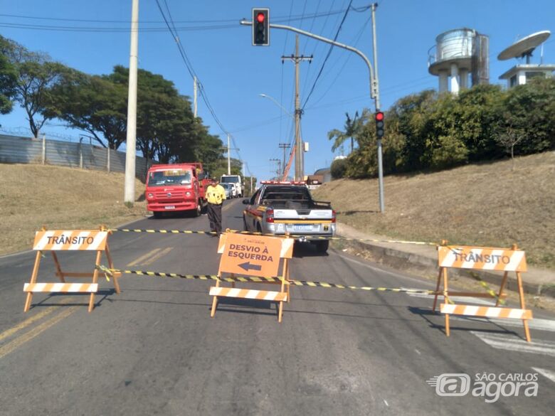 Manutenção causa interdição parcial na Capitão Luís Brandão - Crédito: colaboração