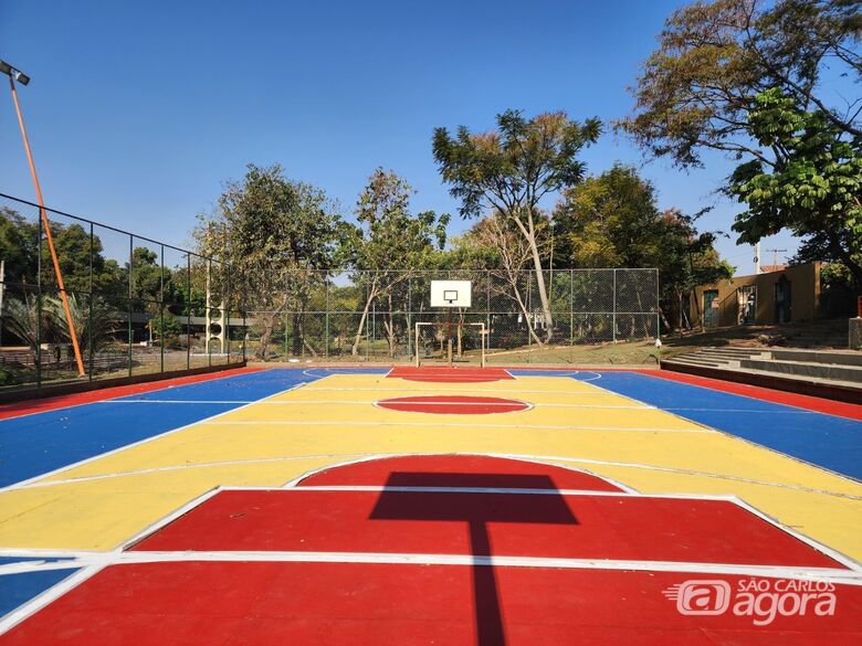 Quadras de esportes recebem nova pintura no Parque do Bicão - Crédito: divulgação