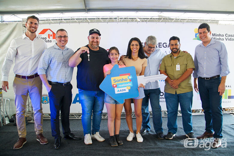 Araraquara celebra entrega de 300 unidades habitacionais pela ADN Construtora - 