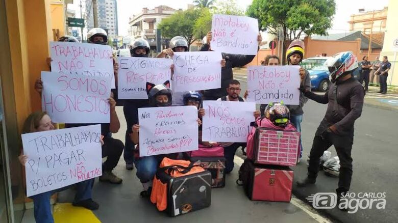 Vereadores aprovam audiência pública para debater "placa vermelha" 
  - Crédito: Arquivo 