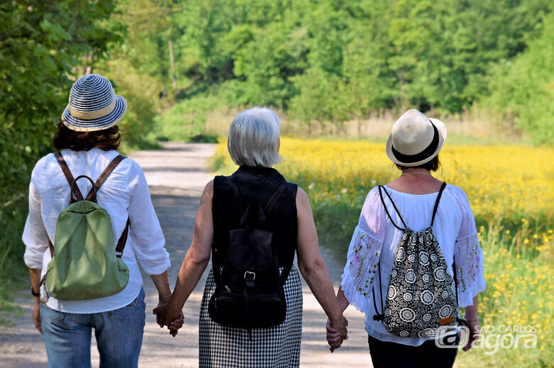 Pesquisa investiga como as pessoas compartilham informações sobre climatério e menopausa - 