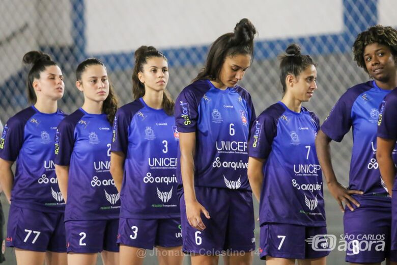 Time adulto encara um adversário de qualidade pelo Paulista de futsal - Crédito: Jonathan Celestino