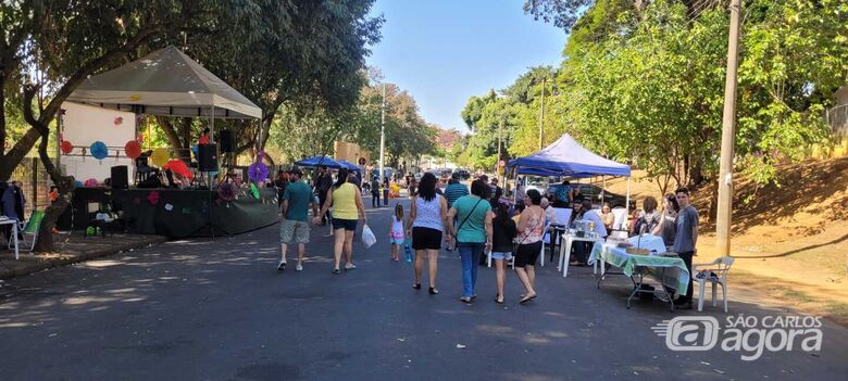 Neste domingo acontece mais uma edição da Feira da Barganha no Jardim Bicão - 