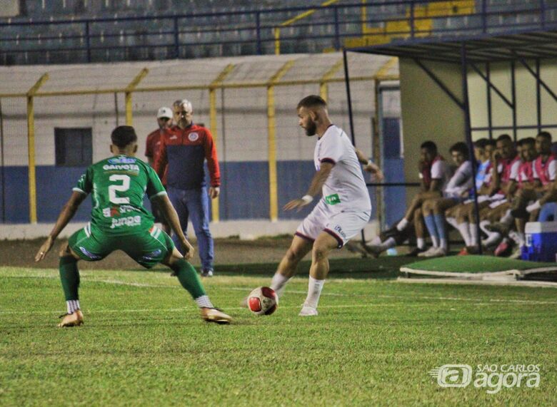 Em casa, Grêmio decepcionou e agora torce por ‘tropeços’ de adversários diretos pela classificação - Crédito: Fernando Zanderin Junior