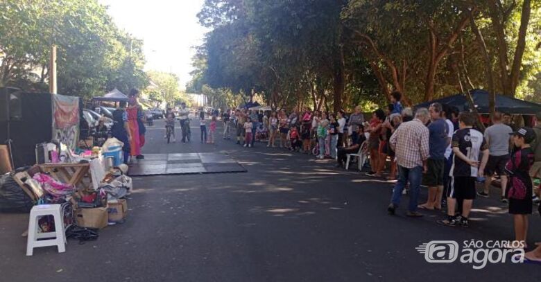 Neste domingo tem Feira da Barganha no Jardim Bicão - 