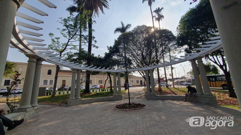 Praça Antonio Prado sendo reformada - 