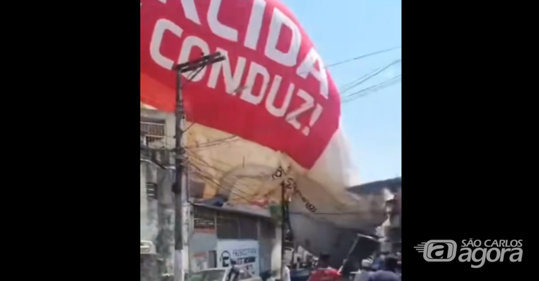 Dirigível da Airship cai sobre casa em Osasco - 