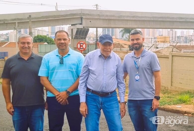 Prefeito Airton Garcia visita obra no Viaduto 4 de Novembro - Crédito: divulgação