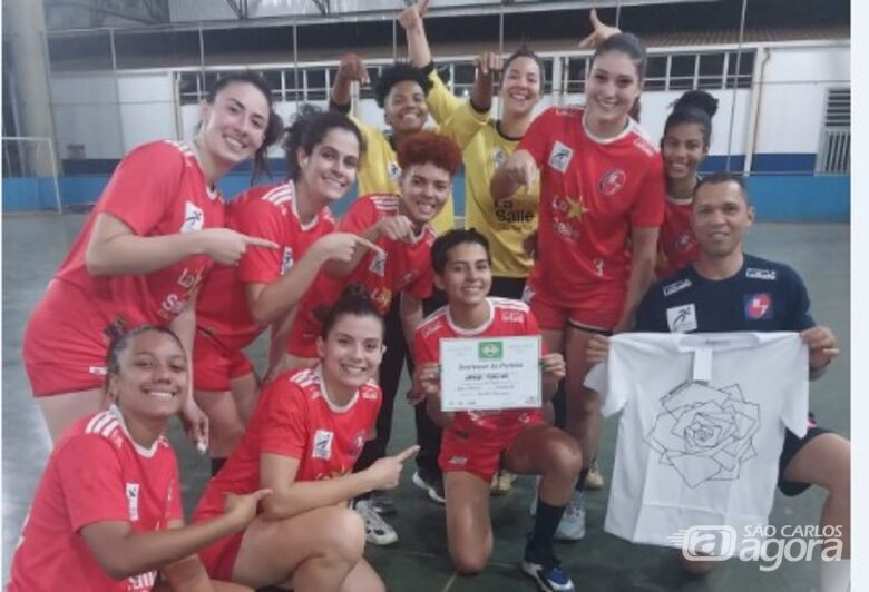 Time são-carlense conquistou mais um título: handebol feminino mostra força - Crédito: Divulgação