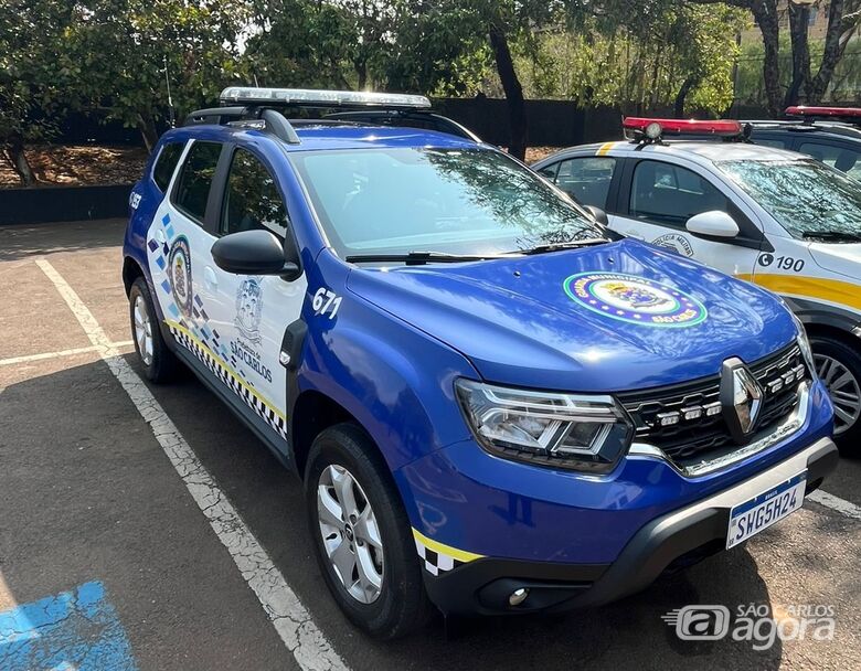 Motociclista atropela gm e bate em viatura ao receber ordem de parada - 