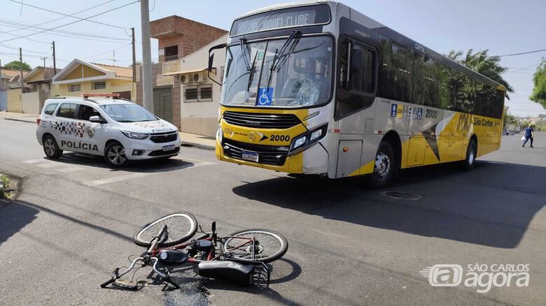 Adolescente causou e se envolveu em acidente: ficou ferido - Crédito: Maycon Maximino