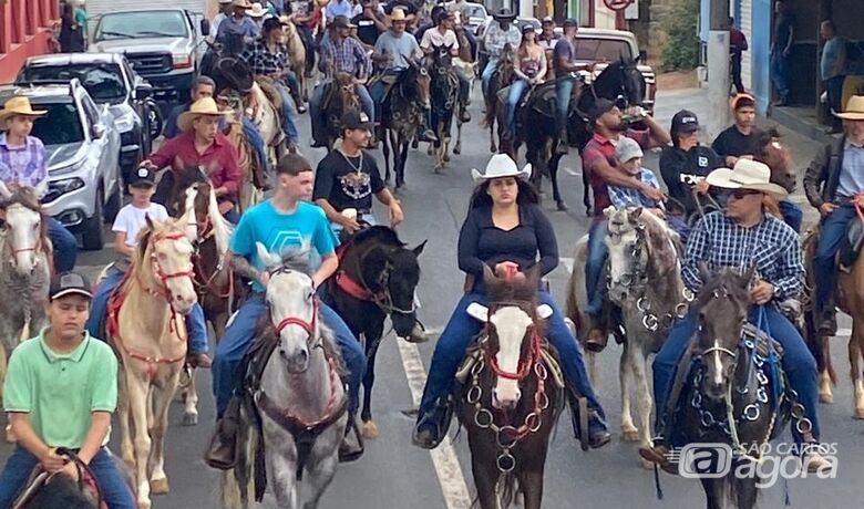 22ª Cavalgada de São Francisco de Assis em Ibaté reuniu centenas de pessoas; veja fotos - Crédito: divulgação