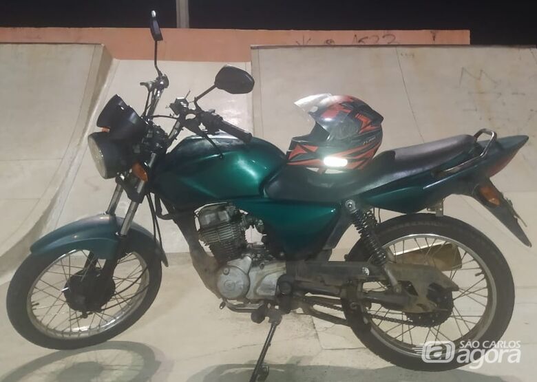 Moto é furtada no Jardim Medeiros, proprietário pede ajuda - 