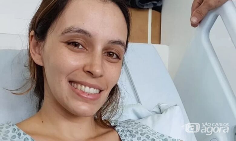 Vanessa enfrenta uma batalha contra a leucemia - 