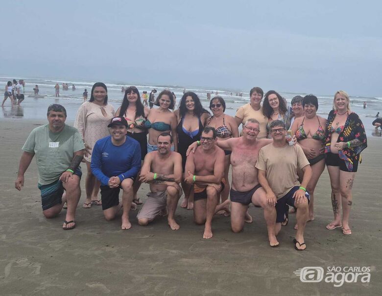 O grupo de amigos durante o reencontro na Praia Grande neste fim de semana - Crédito: arquivo pessoal