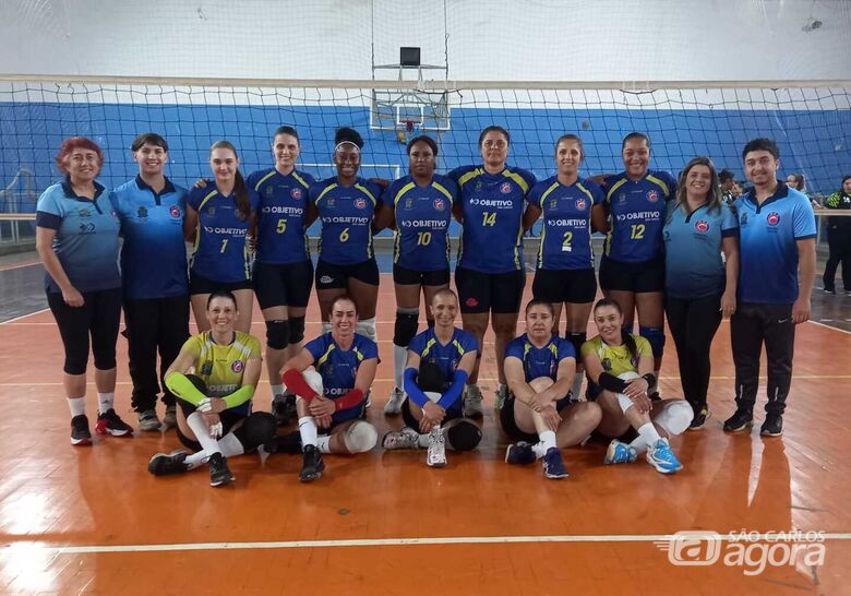 Equipe adulta da AVS/Smec busca mais um título e uma campanha perfeita na competição de vôlei feminino - Crédito: Zé_Photografic