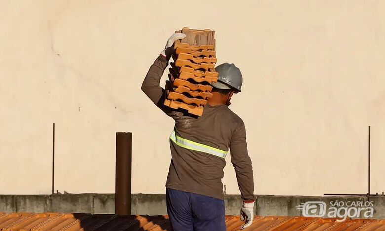 Trabalhador da construção civil - Crédito: Agência Brasil