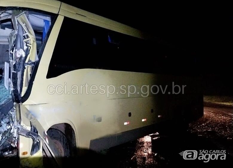 Grave acidente na Rodovia SP-330 deixa um morto e quatro feridos - Crédito: Artesp