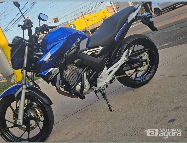 [ENCONTRADA] Moto é furtada no Centro e proprietário pede ajuda - 