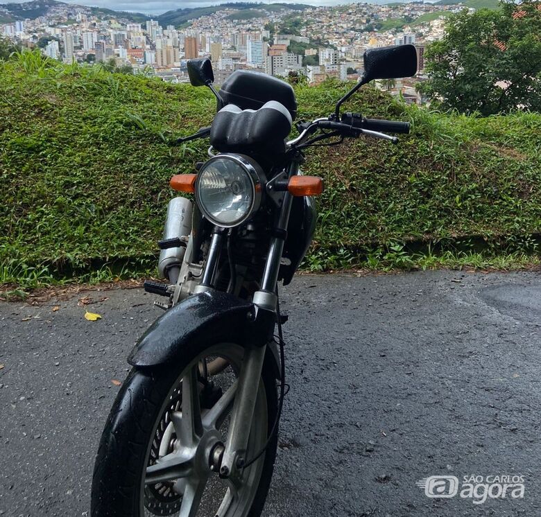 Moto é furtada no Azulville e proprietário pede ajuda - 