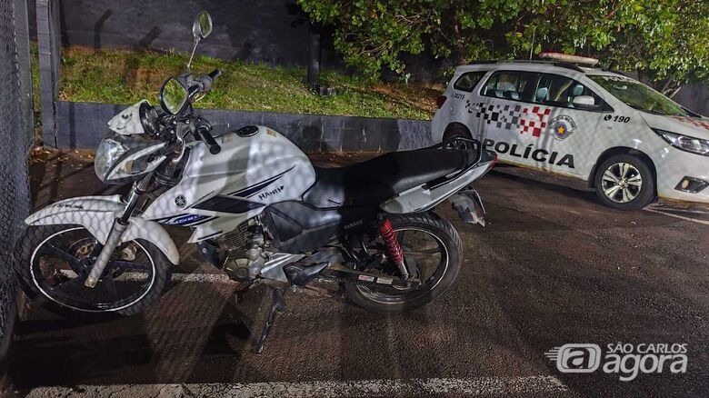 Moto furtada na Santa Madre Cabrini foi recuperada momentos após pelo proprietário - Crédito: Maycon Maximino