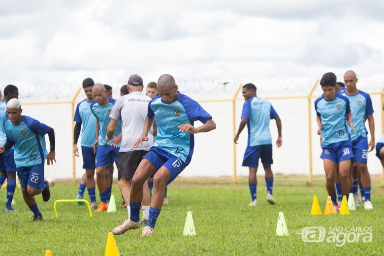 Jogadores treinam no Luisão e focam a estreia na Copinha - Crédito: Lourival Izaque