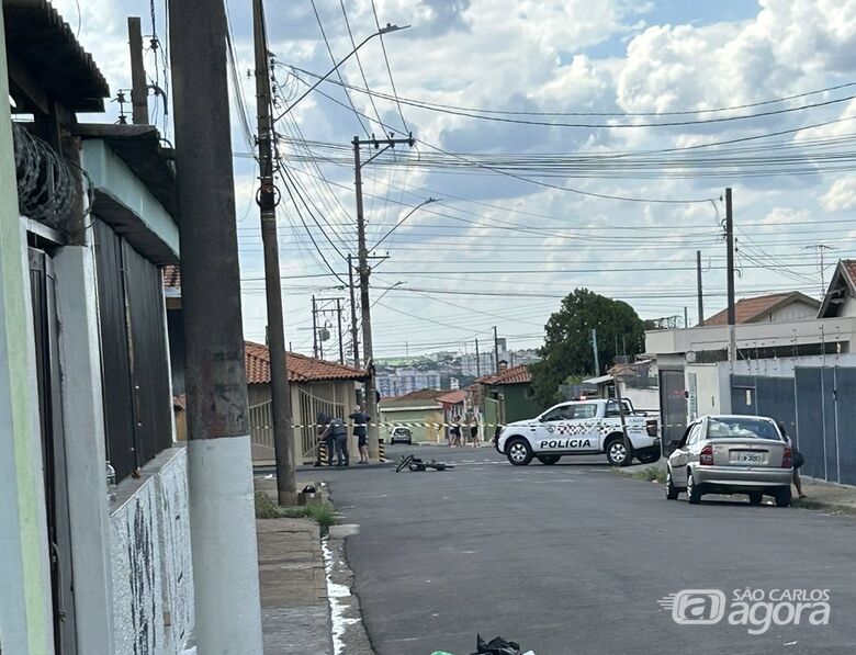 Mulher é esfaqueada durante briga na Vila Alpes  - 