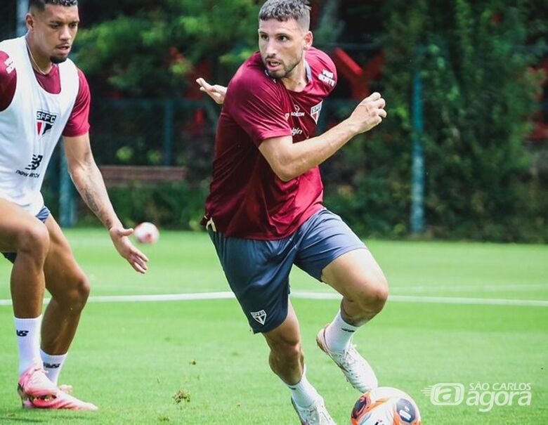 Calleri durante treino preparatório para a partida contra o Guarani - Crédito: Erico Leonan/saopaulofc.net