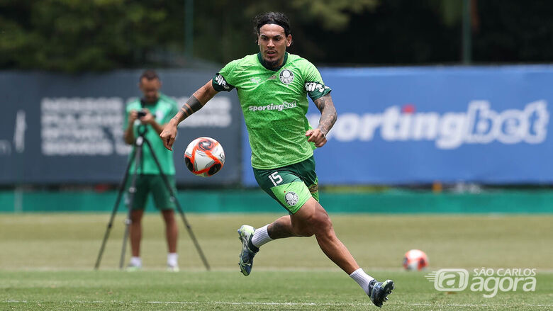 Gustavo Gomez durante treino: zagueiro deve ser escalado por Abel para encarar o Novorizontino - Crédito: Cesar Greco/Palmeiras/by Canon