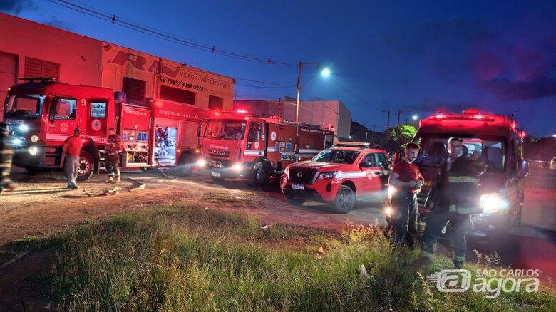 Bombeiros no local - Crédito: Maycon Maximino