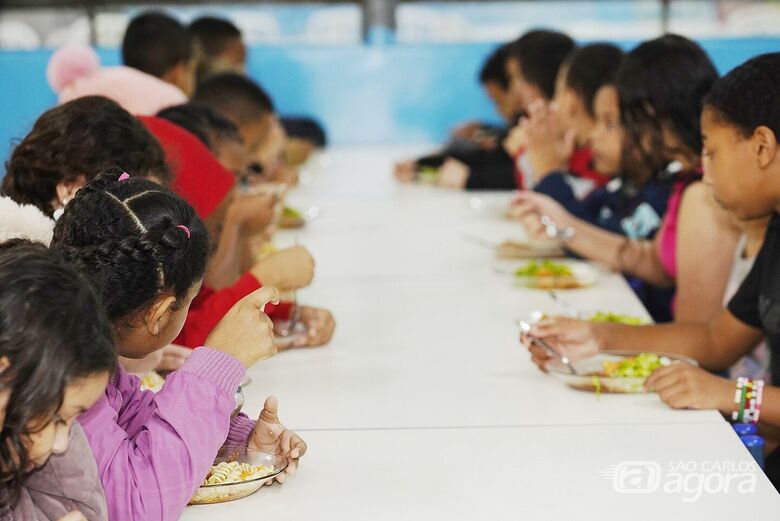 O almoço será servido de segunda a sexta-feira no período entre 11h e 13h30 até o dia 31 de janeiro - Crédito: divulgação