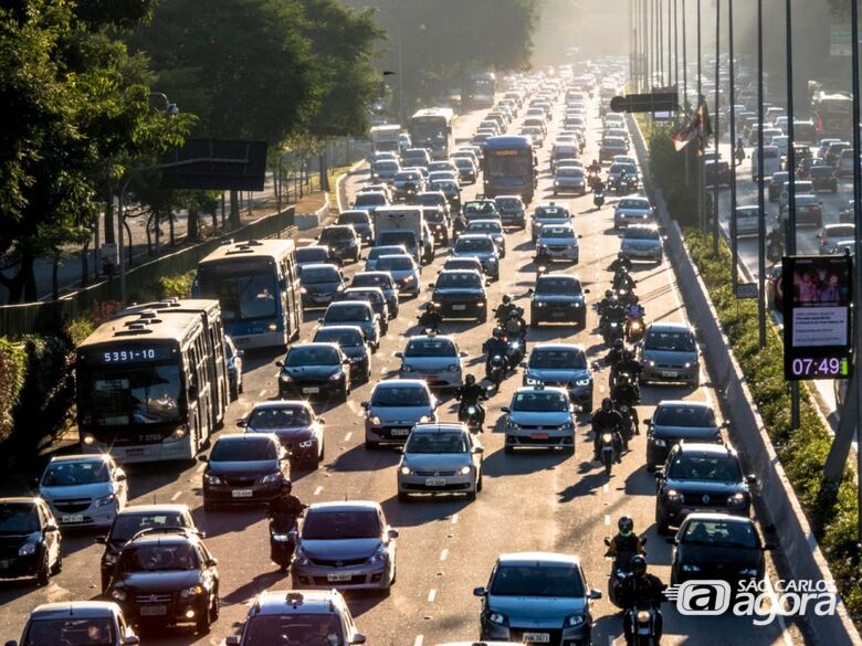 Cidadão já pode realizar pagamento antecipado do licenciamento 2025 - 