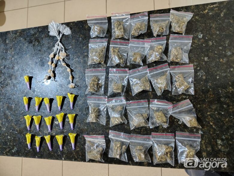 PM flagra adolescente com drogas no Planalto Verde -
