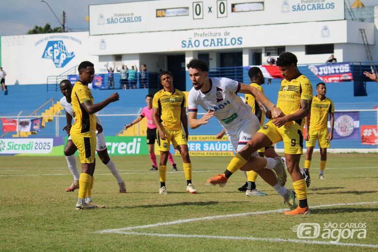 João Victor marcou o gol do Grêmio: empate amargo no Luisão - Crédito: Fernando Zanderin Júnior