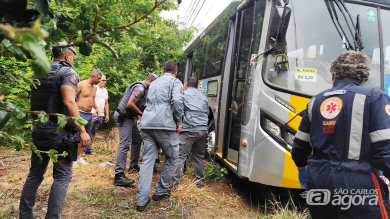 Mesmo após sofrer um AVS, motorista de ônibus foi valente e evitou tragédia em São Carlos - Crédito: Maycon Maximino