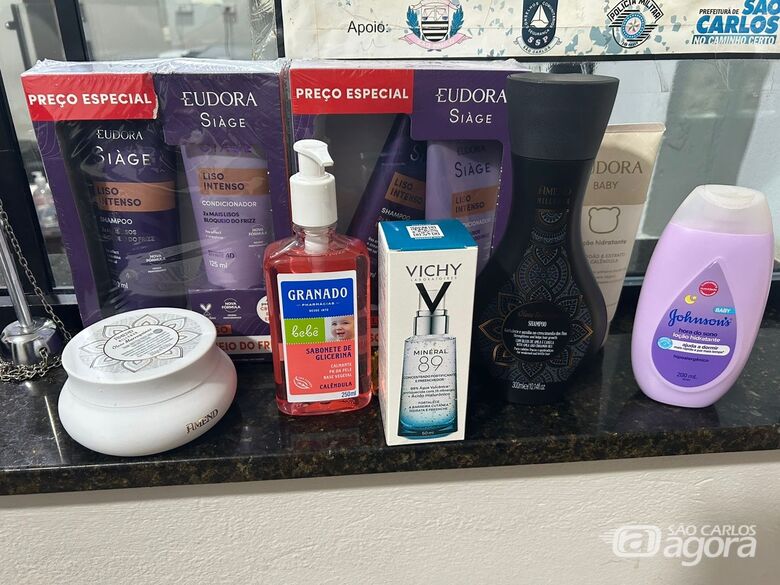 Objetos furtados  - Crédito: Maycon Maximino 