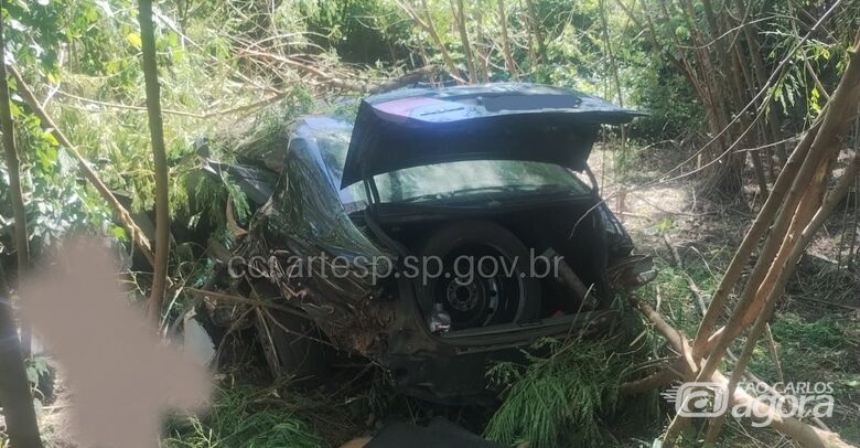 Acidente na SP-191 deixa uma pessoa morta -