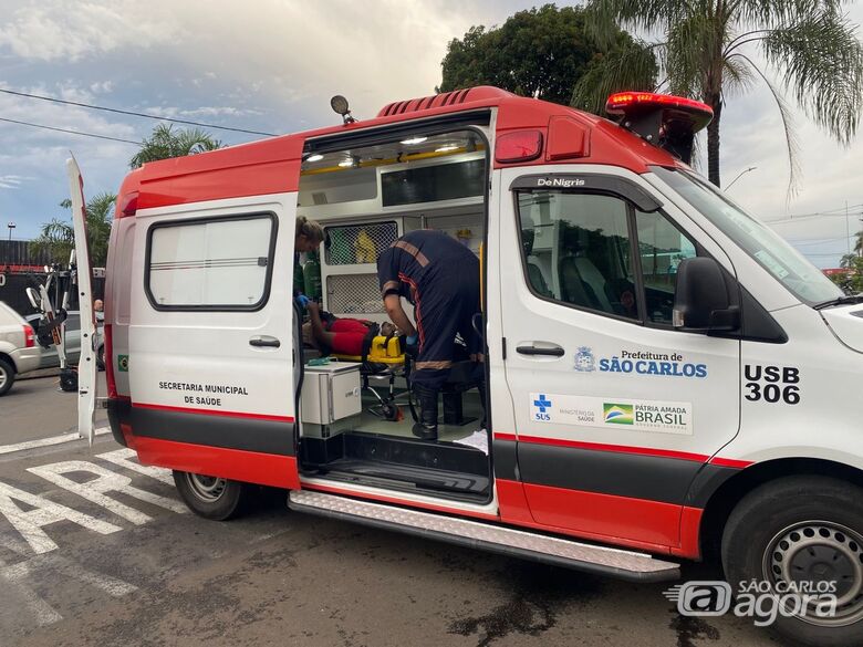 Vítima foi socorrida pelo Samu  - Crédito: Gabriel Henrique