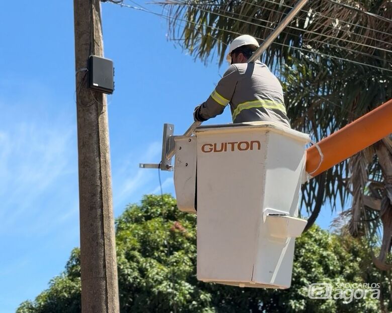 Prefeitura de Ibaté inicia instalação de postes de iluminação no Banco da Terra I - Crédito: Divulgação