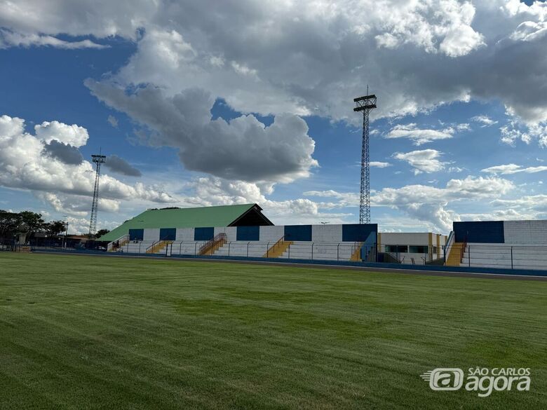 Prefeitura de Ibaté avança na manutenção do campo municipal - Crédito: Divulgação