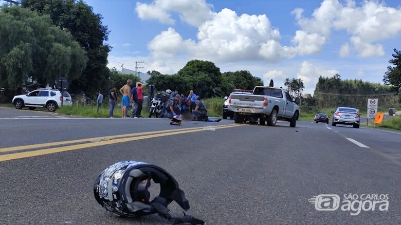 Jovem morre e outro fica gravemente ferido em acidente na SP-215, em São Carlos -