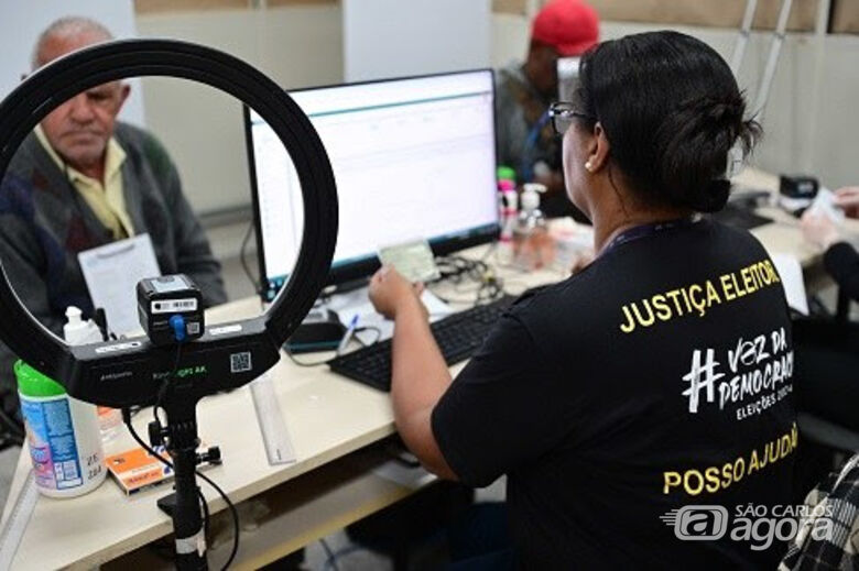Eleitor tem menos de um mês para regularizar título; prazo termina em 19 de maio -
