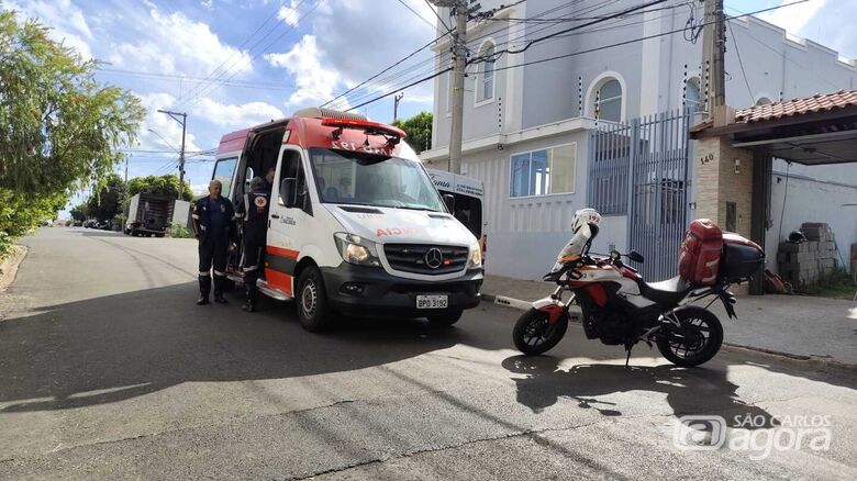 Motociclistas foram socorridos até à UPA Santa Felícia - Crédito: Maycon Maximino