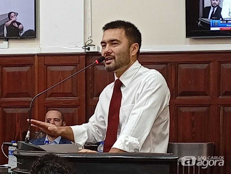 : O promotor Flávio Okamoto: "será uma contribuição muito pequena de quem pode pagar em relação ao benefício que esta lei vai trazer para a cidade" - Crédito: SCA