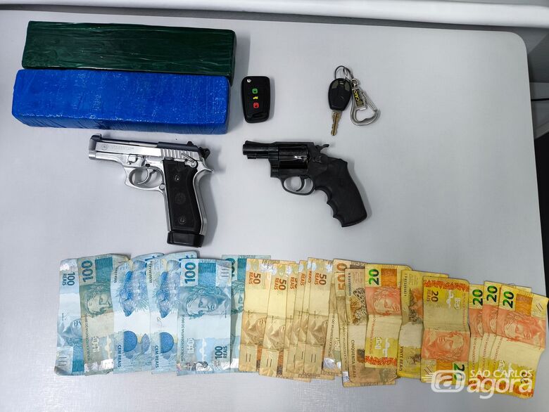 BAEP prende dupla que pretendia matar policiais -