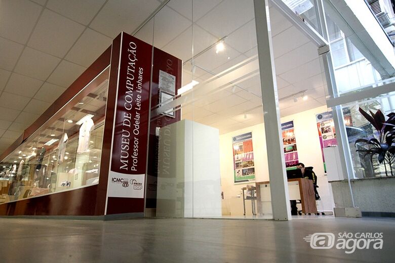 Museu de Computação do ICMC recebeu doação com relíquias de computadores com mais de 30 anos de história: o público poderá conferir nova exposição a partir do dia 12 de maio (crédito da imagem: ICMC-USP) - 