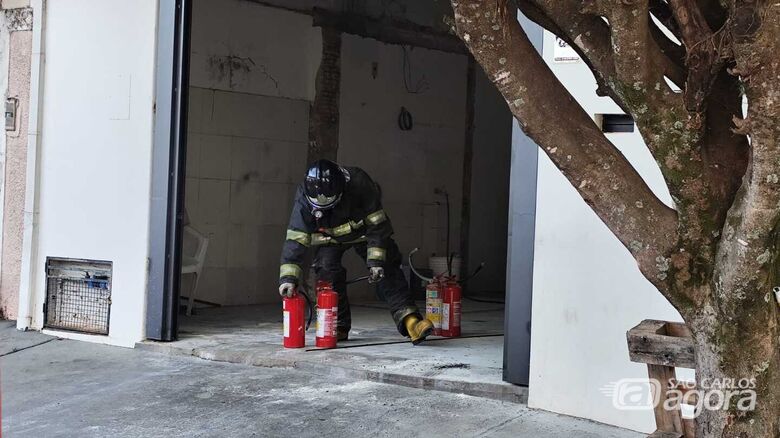 Princípio de incêndio mobiliza trabalhadores de panificadora no Planalto Paraíso - 