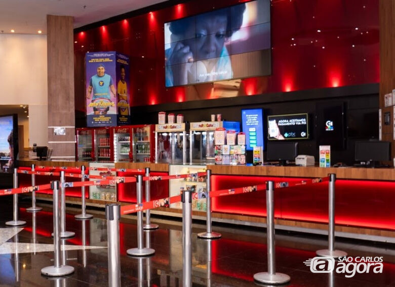 Cine Araújo São Carlos oferece 50% de desconto no ingresso no Dia das Mães -