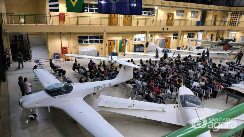 IFSP São Carlos realiza Semana da Aeronáutica aberta a comunidade externa -