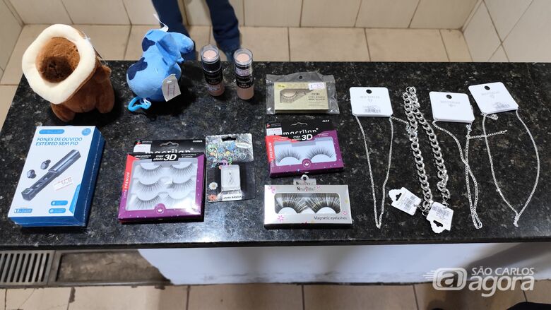 Produtos furtados foram recuperados pela GM - Crédito: Maycon Maximino